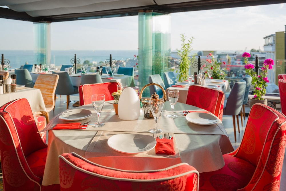 Tria Elegance Istanbul 23