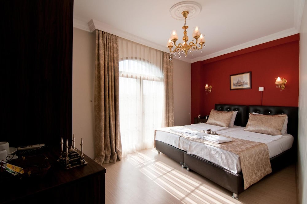 Magnificent Hotel 15