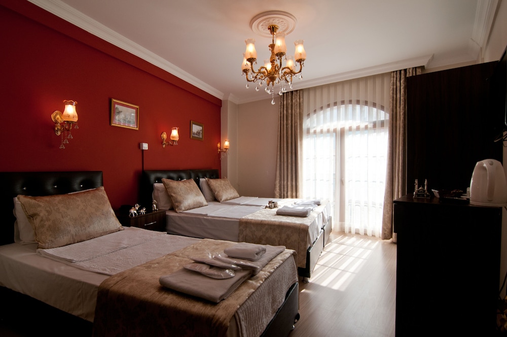 Magnificent Hotel 5