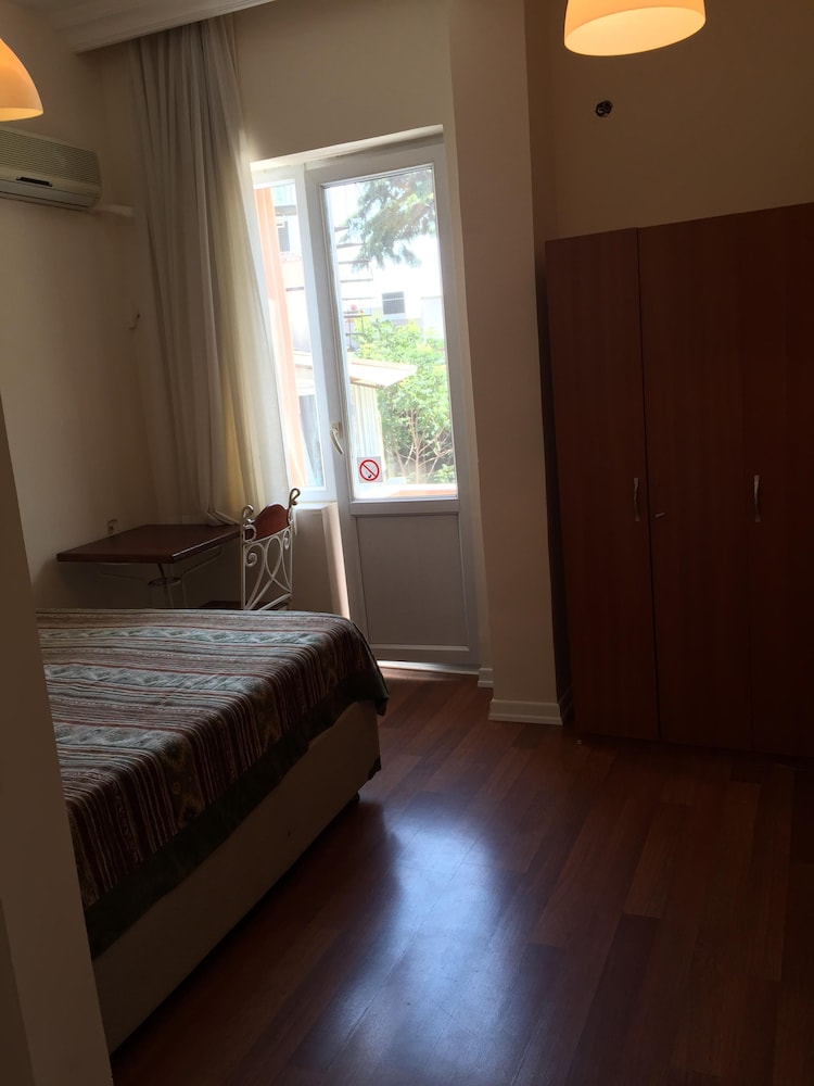 Nobel Hostel Guesthouse 14