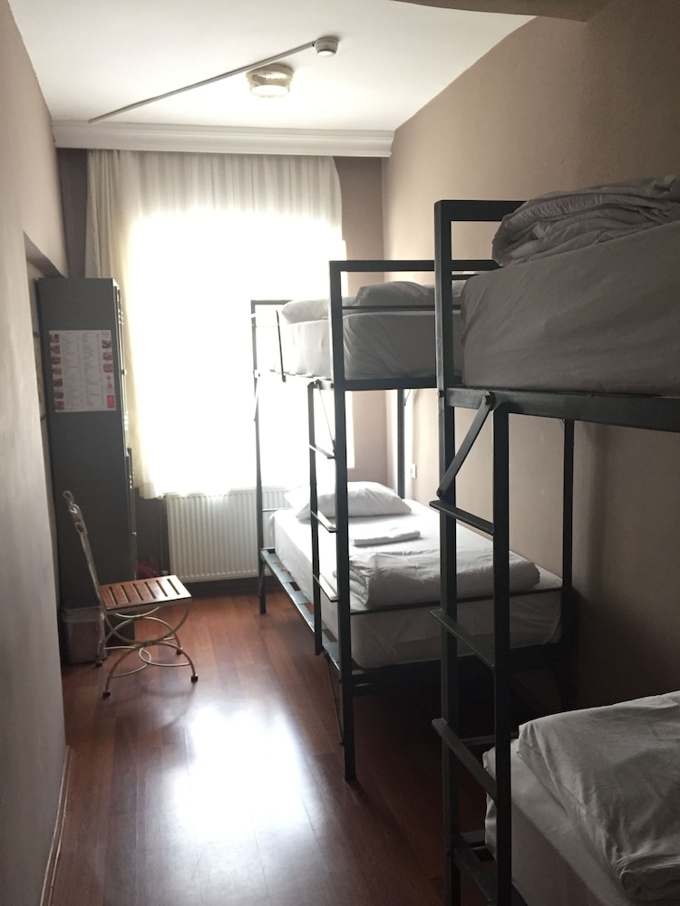 Nobel Hostel Guesthouse 7