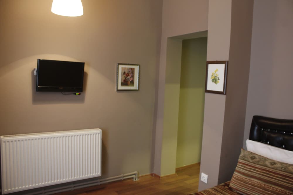 Nobel Hostel Guesthouse 6