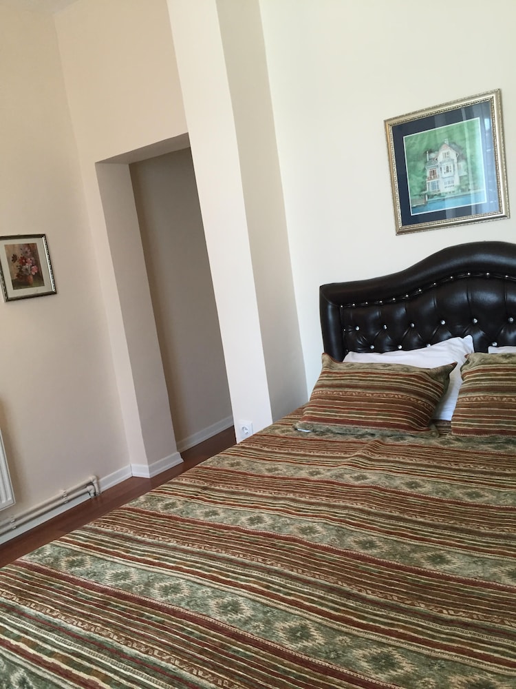 Nobel Hostel Guesthouse 15