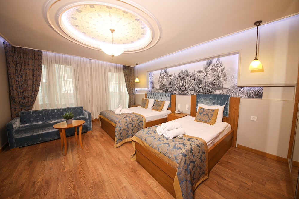 Cumbali Luxury Boutique 8