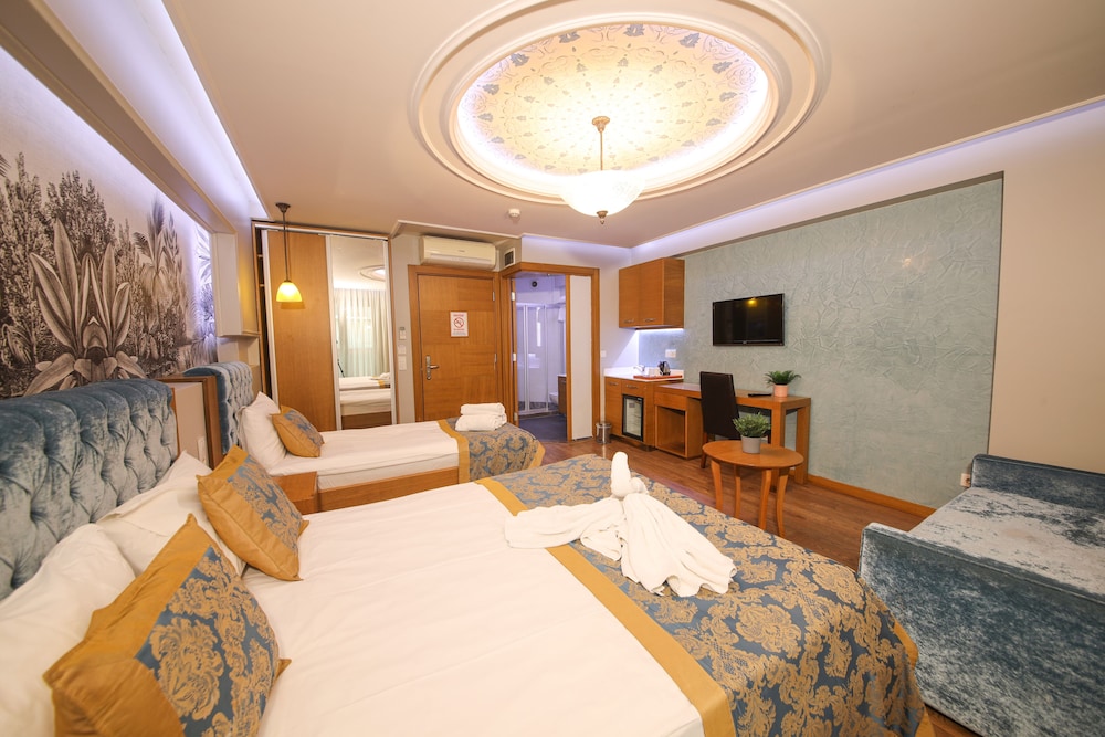 Cumbali Luxury Boutique 9
