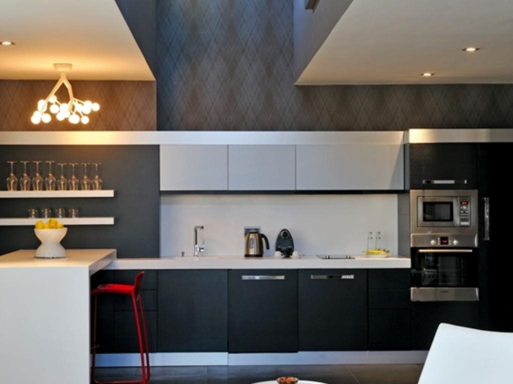 Vernazza Suites Hotel 21