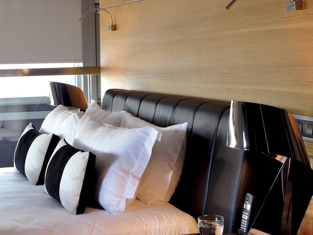 Vernazza Suites Hotel 23