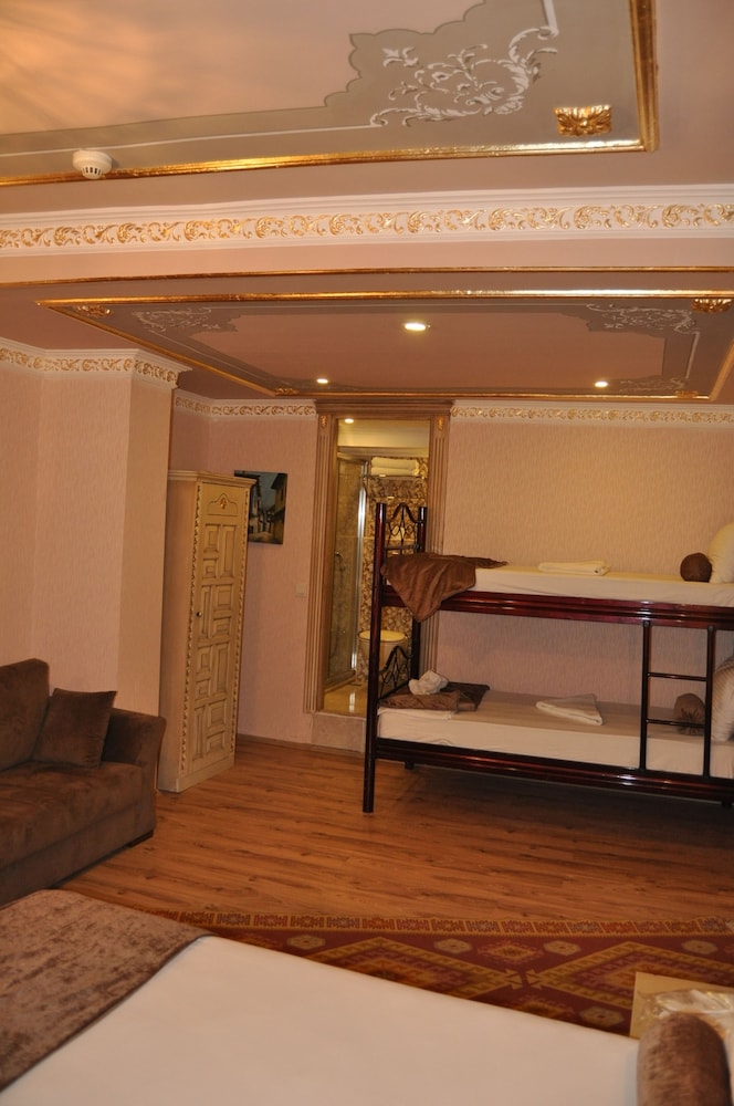 Kaftan Hotel 20