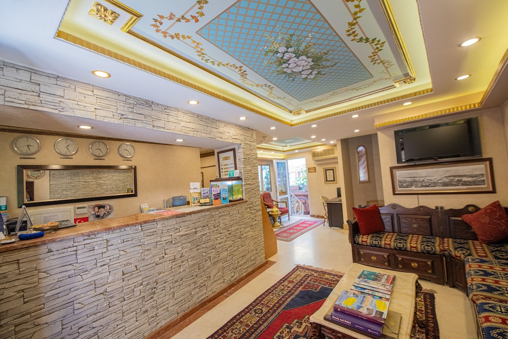 Kaftan Hotel 5
