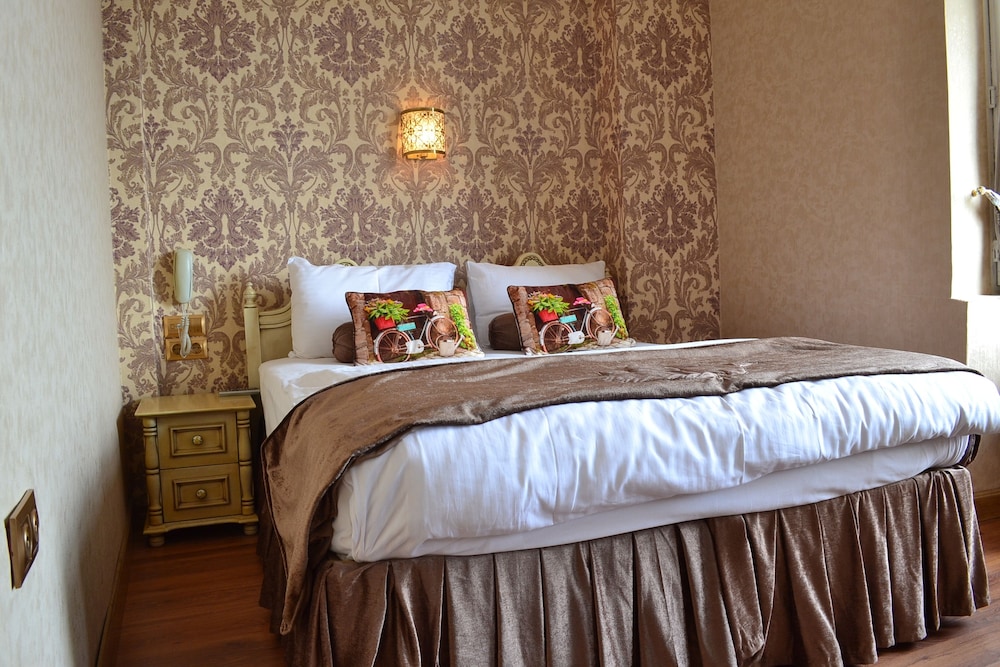 Kaftan Hotel 9