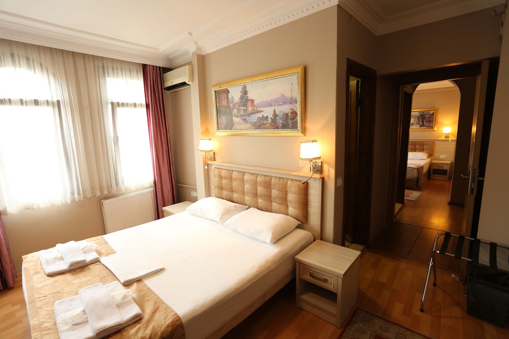Tashkonak Studio Suites 15