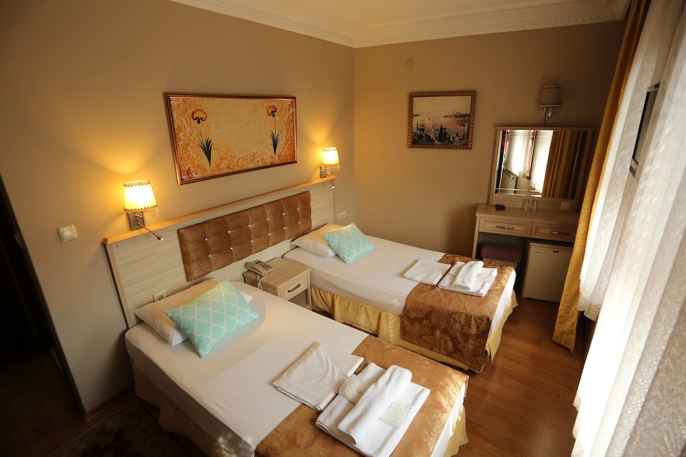 Tashkonak Studio Suites 21