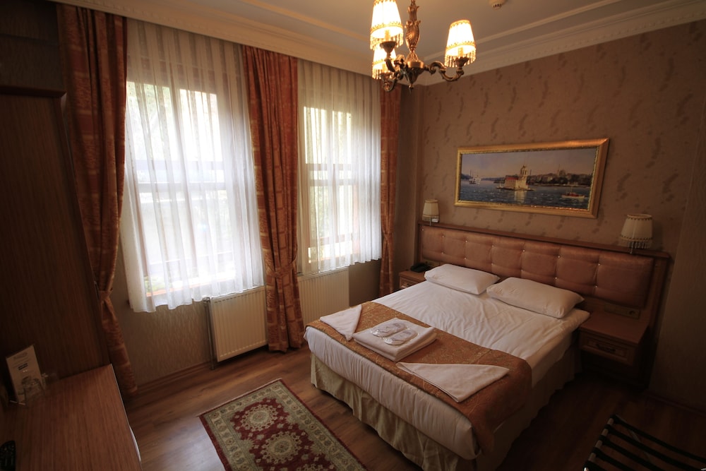 Tashkonak Studio Suites 8