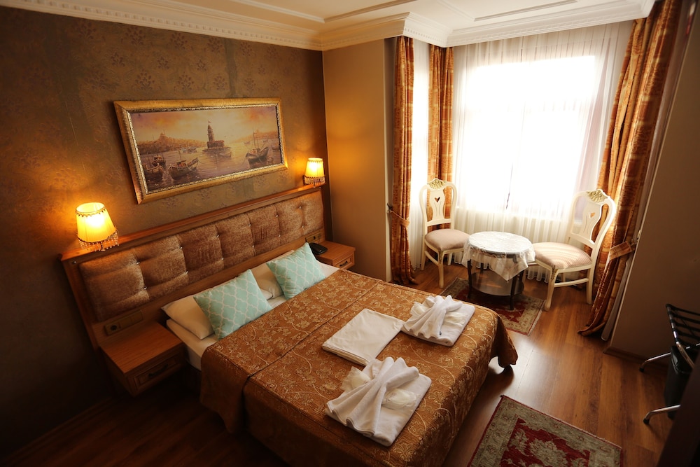 Tashkonak Studio Suites 19
