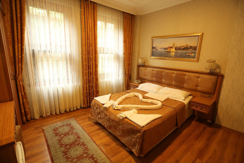 Tashkonak Studio Suites 18