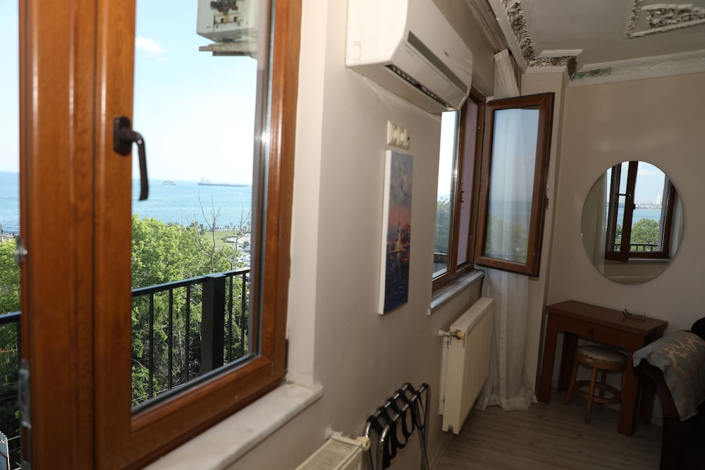 Sea House Suites 19