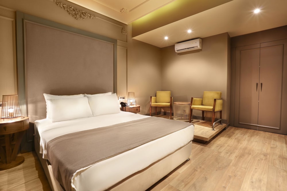 Taksim Premium Hotel 23