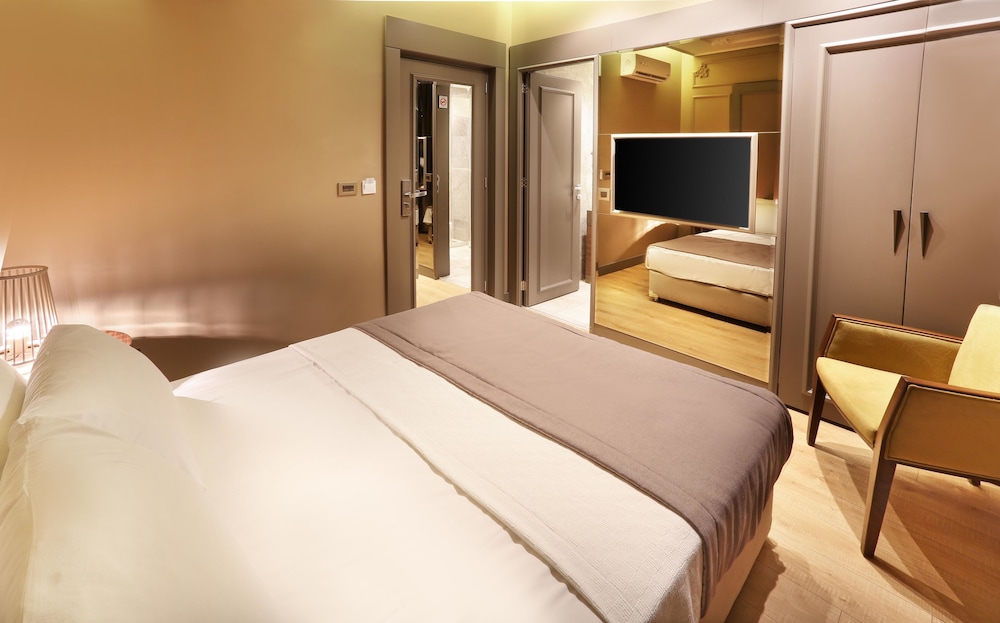 Taksim Premium Hotel 12