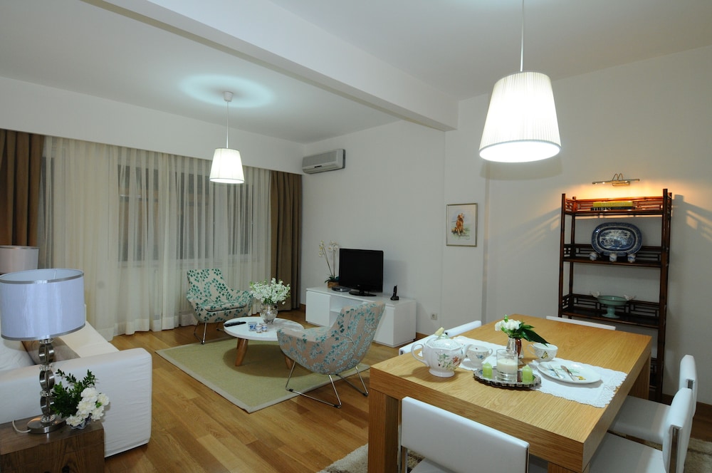Cheya Residence Gümüssuyu 22