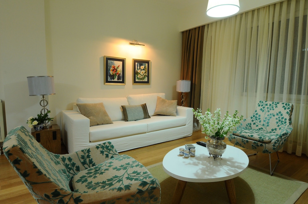 Cheya Residence Gümüssuyu 23