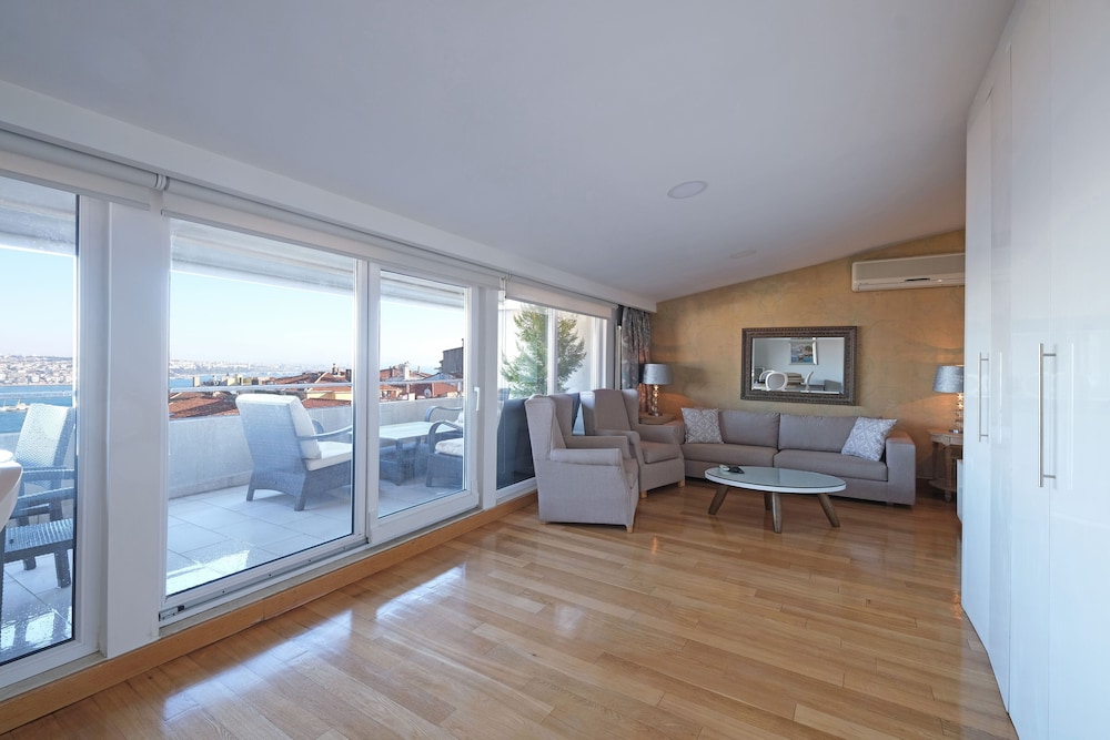 Cheya Residence Gümüssuyu 21