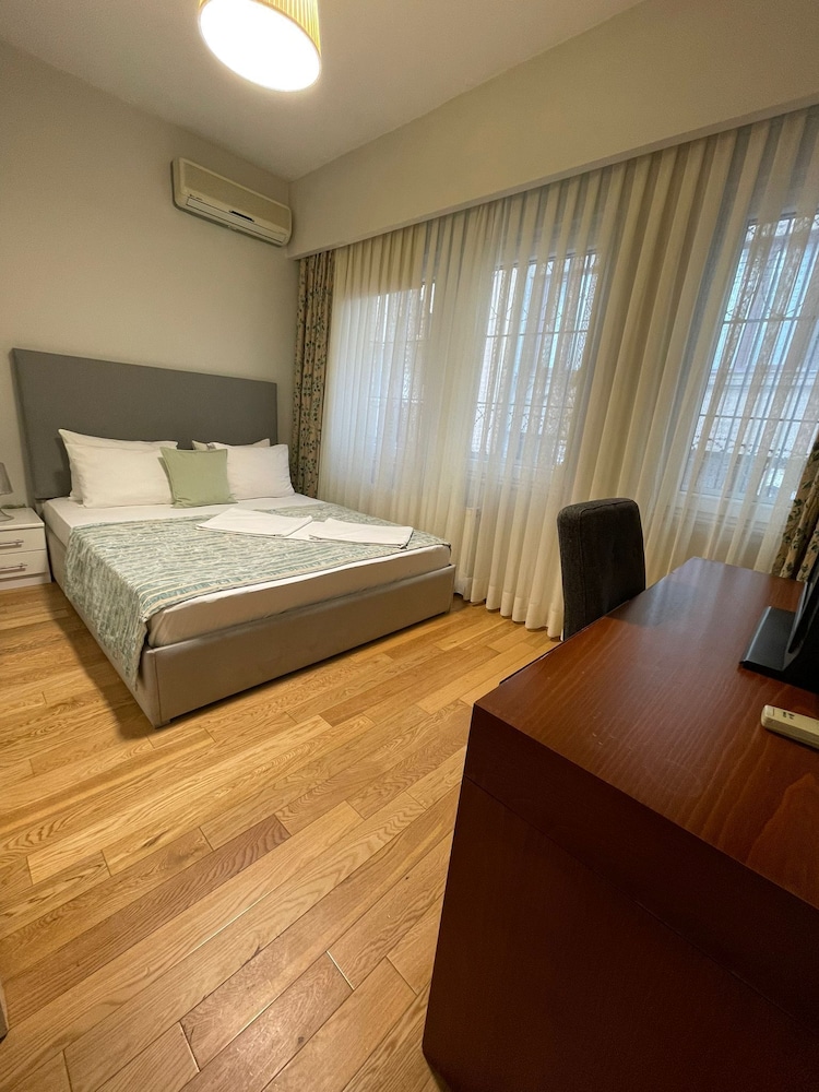 Cheya Residence Gümüssuyu 13