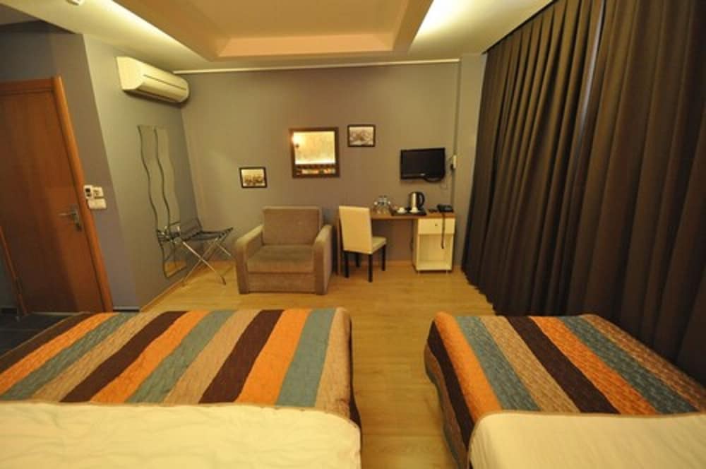 Retropera Hotel 15
