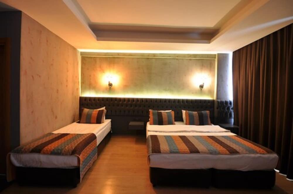 Retropera Hotel 20