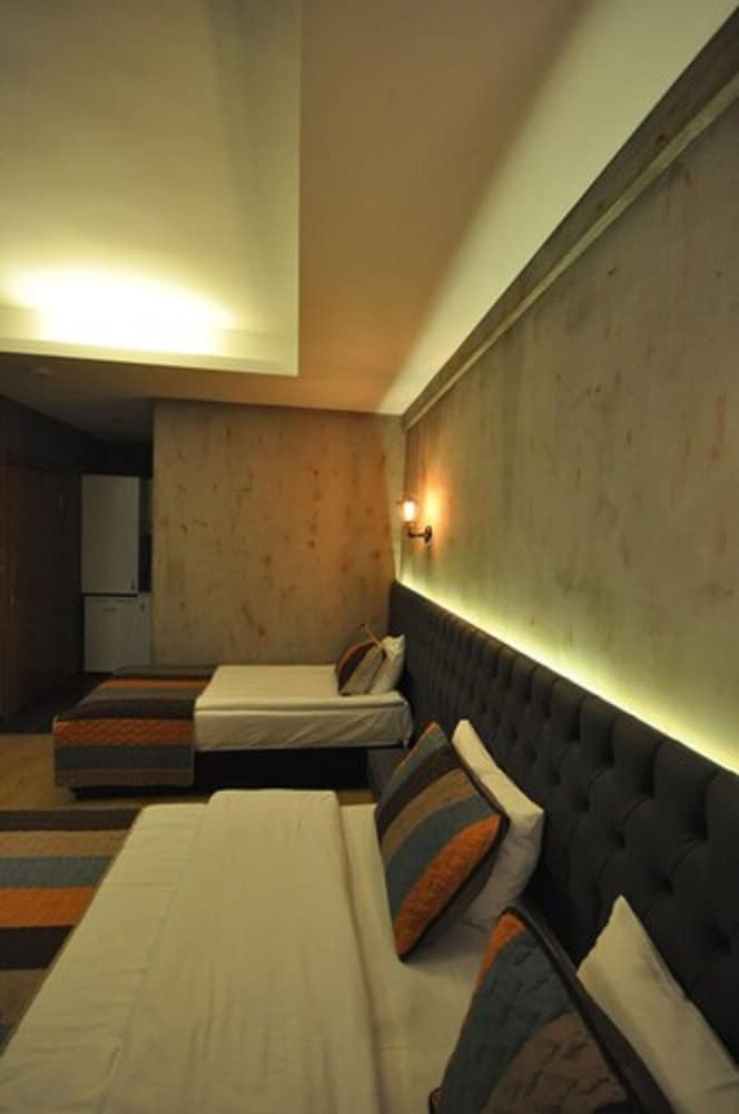 Retropera Hotel 17