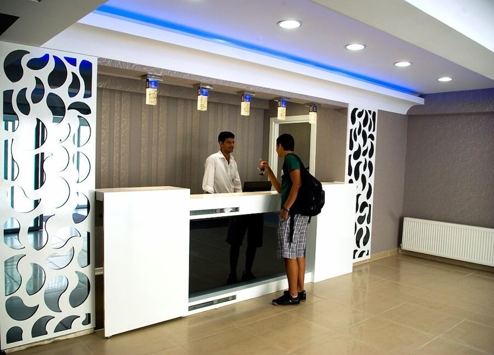 Blue Marine Hotel 3