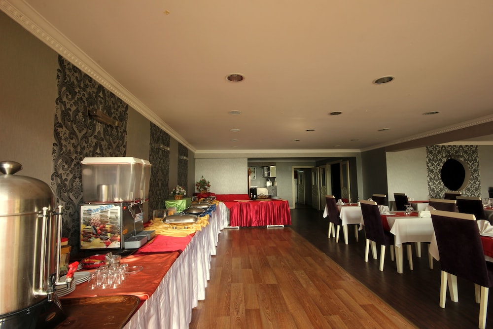 Blue Marine Hotel 18