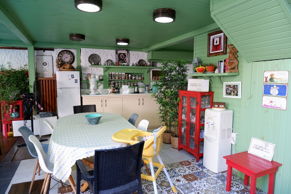The Suite Apart Hotel 24