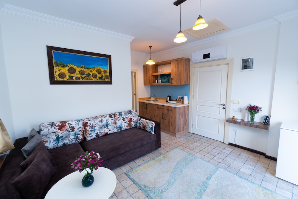 The Suite Apart Hotel 9