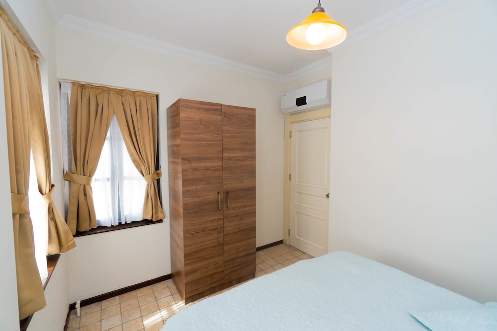 The Suite Apart Hotel 7