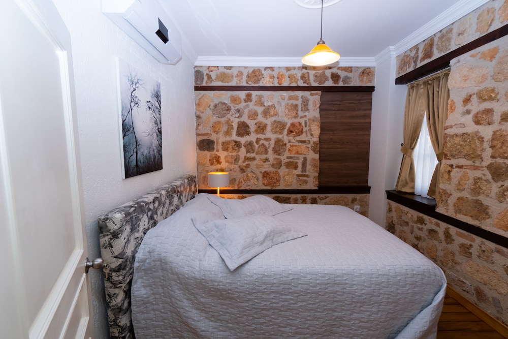 The Suite Apart Hotel 14