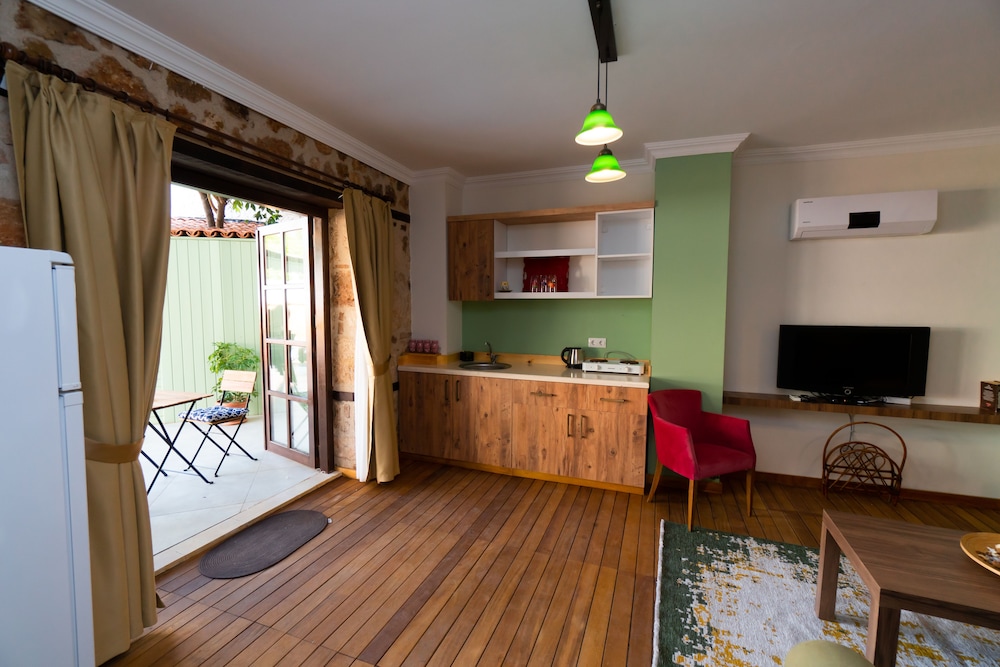 The Suite Apart Hotel 23