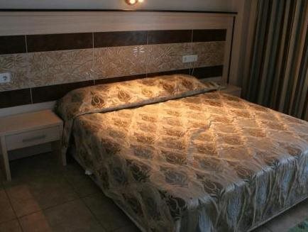 Avlu Hotel 11