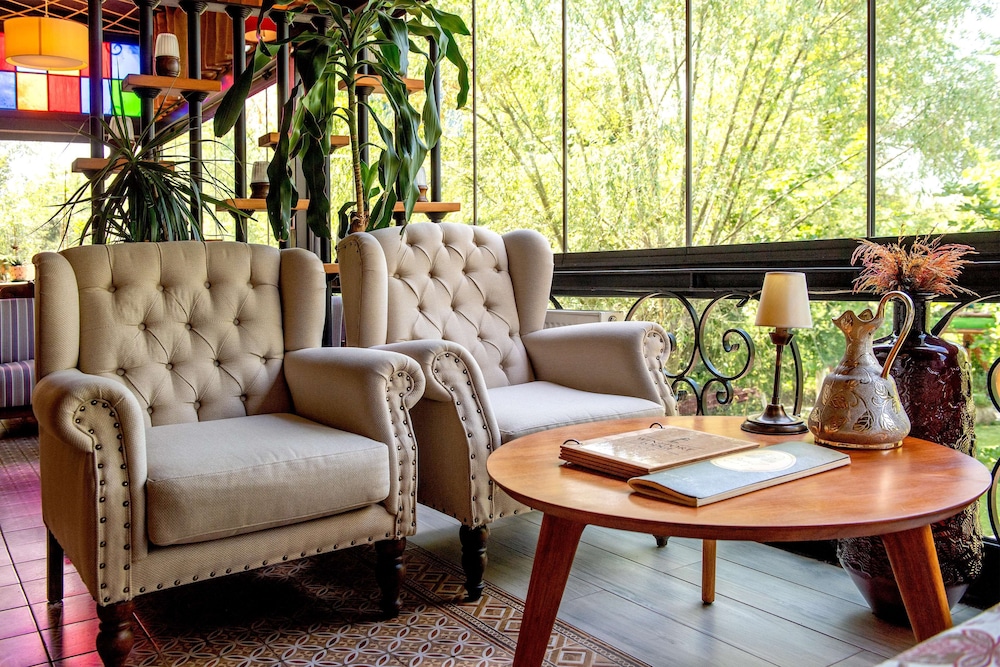 Wineport Lodge Agva 6