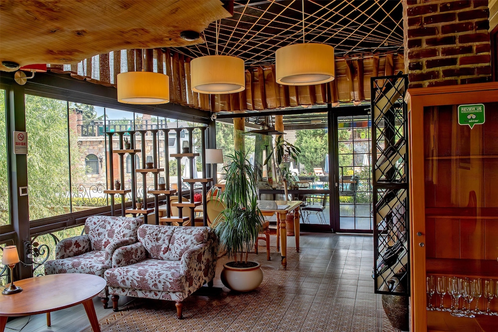 Wineport Lodge Agva 24