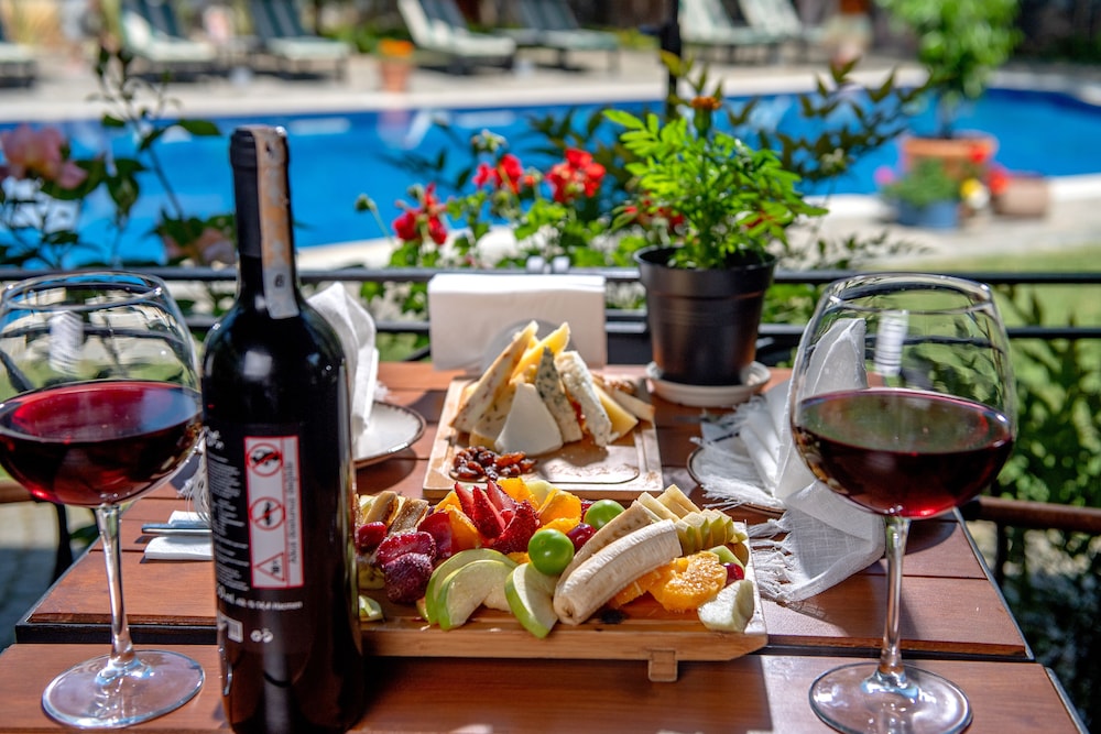 Wineport Lodge Agva 2