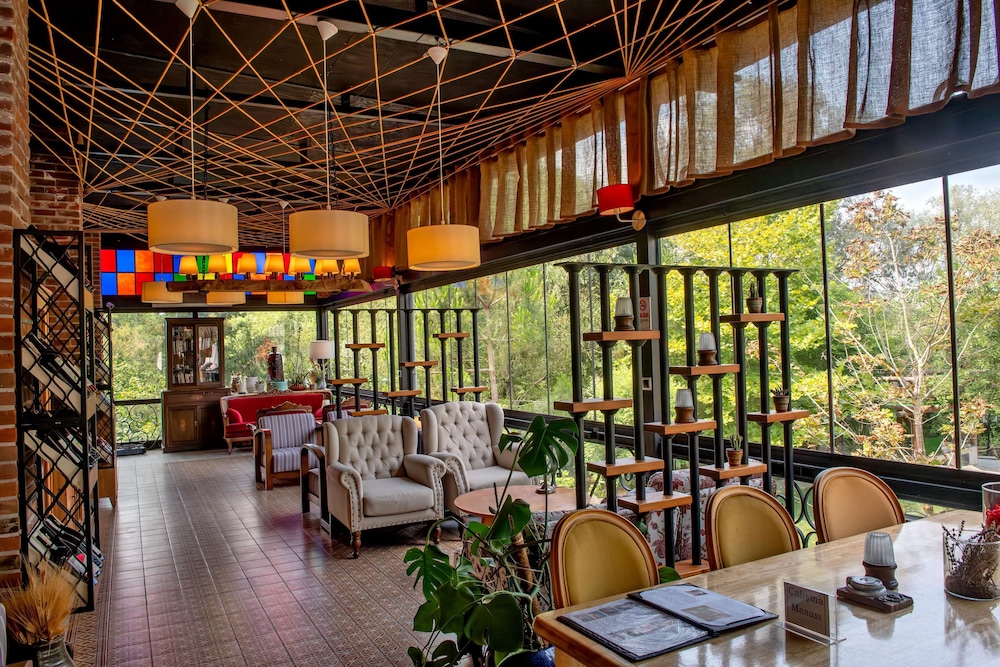 Wineport Lodge Agva 5