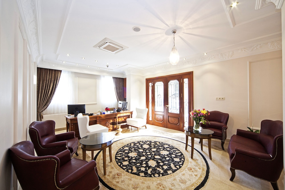 Aren Suites 3