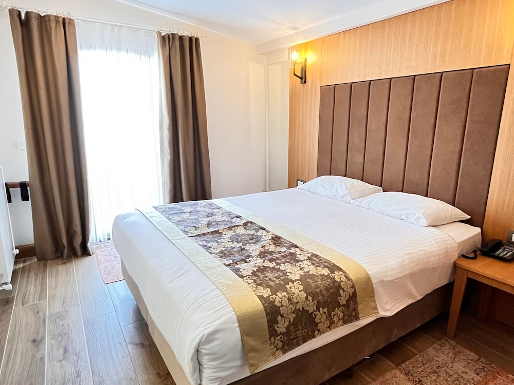 Aren Suites 19