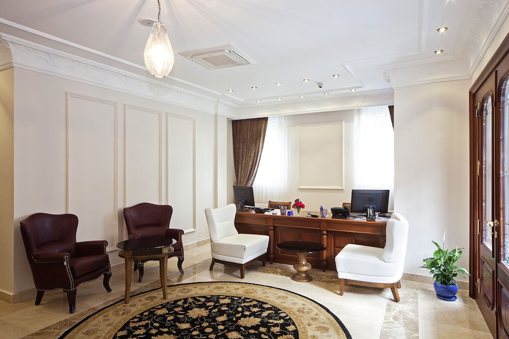 Aren Suites 8