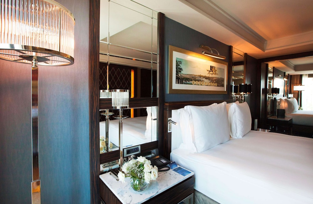 Radisson Blu Hotel Istanbul Pera 13