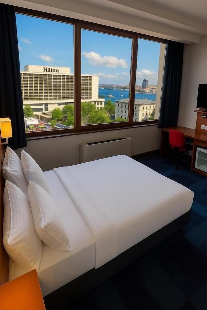 Taksim Express Hotel 24