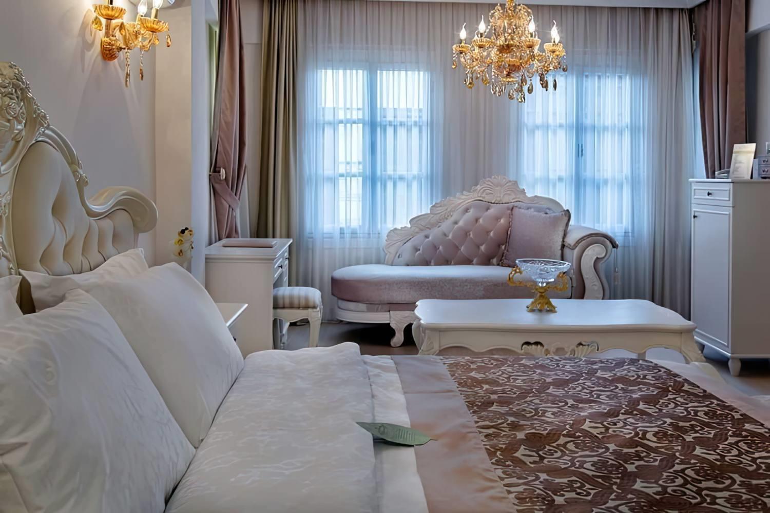 Elegance East Hotel 15