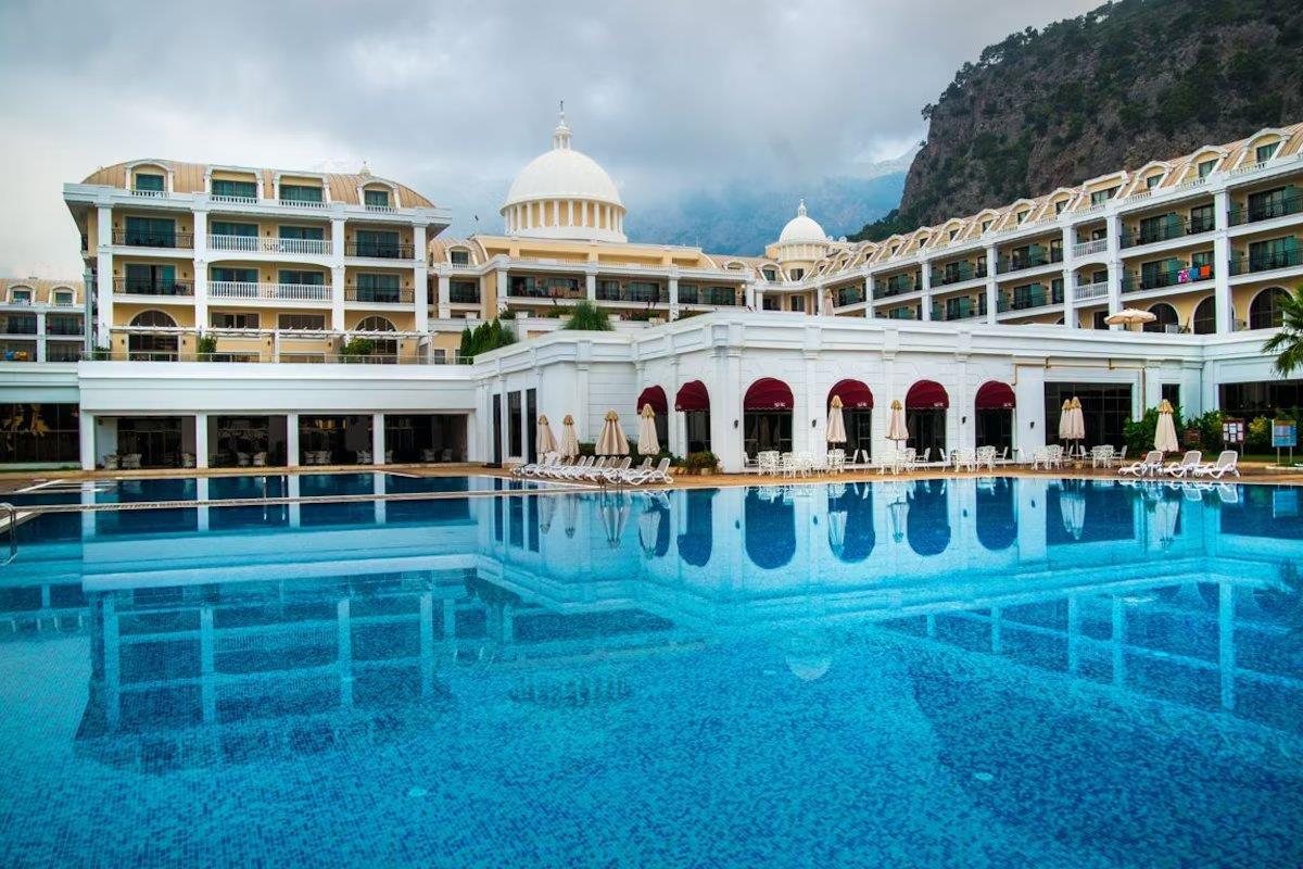 Juju Premier Palace 14