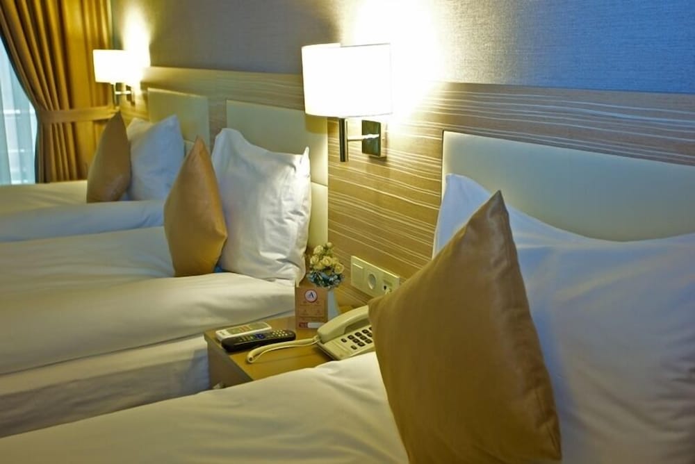 Emin Hotel 5