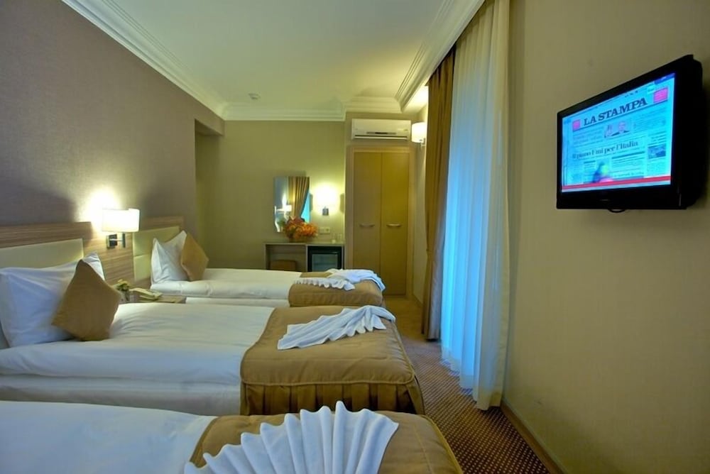 Emin Hotel 15